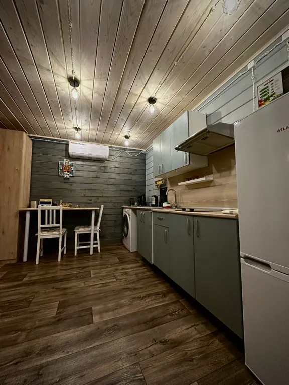 Коттедж на берегу озера