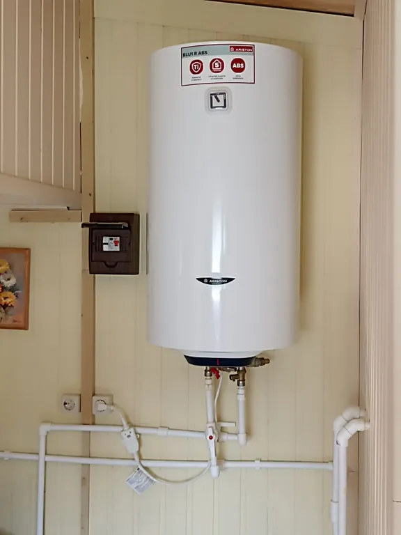 Жилой дом на самом берегу озера Крошнозеро