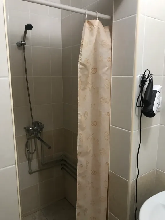 Дом с бассейном рядом с Волгой