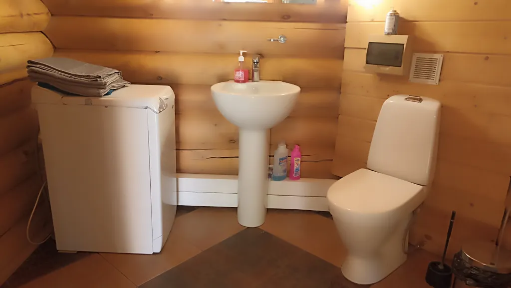 Дом на озере