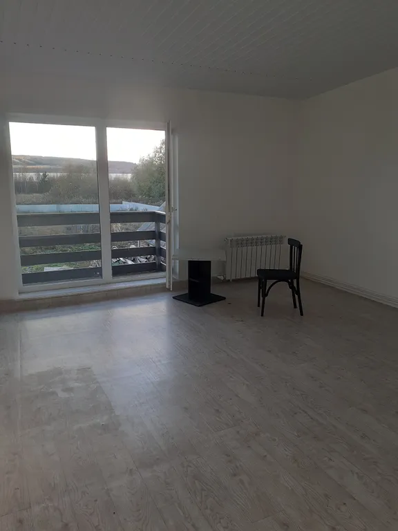 Уютный двухэтажный дом на берегу озера горнолыжный комплекс Кандрыкуль