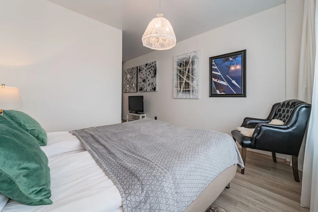 Квартира 2-комнатная Квартира — Калининград