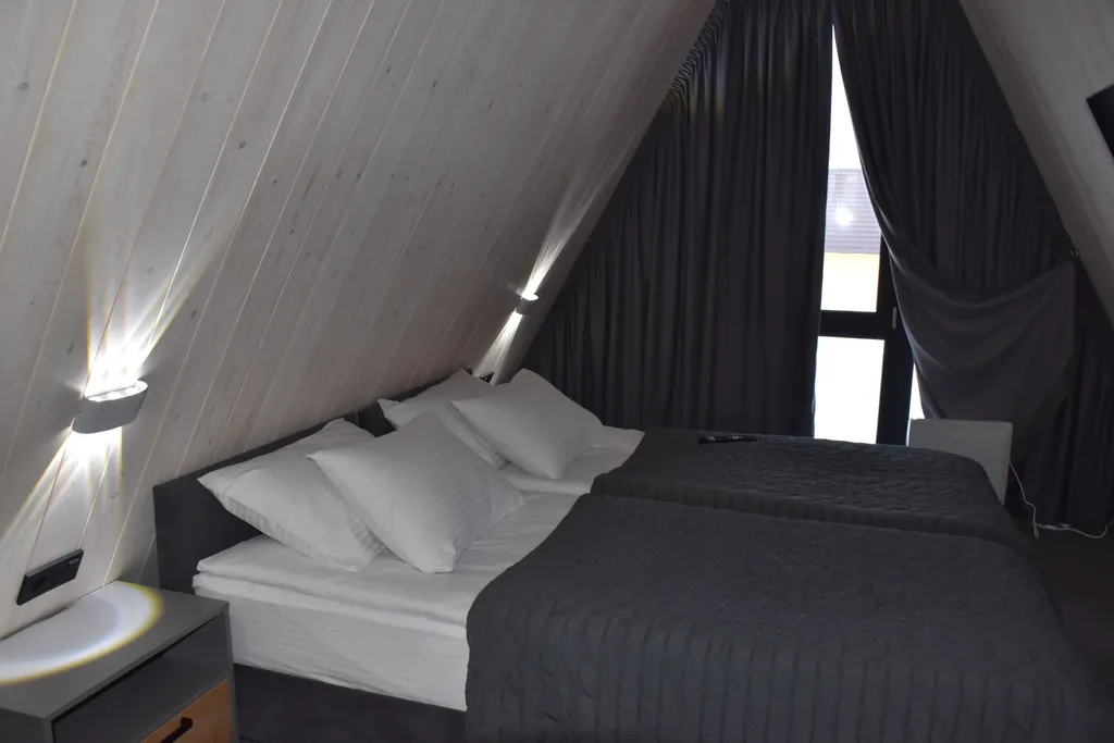 Уютное шале с дизайнерским интерьером