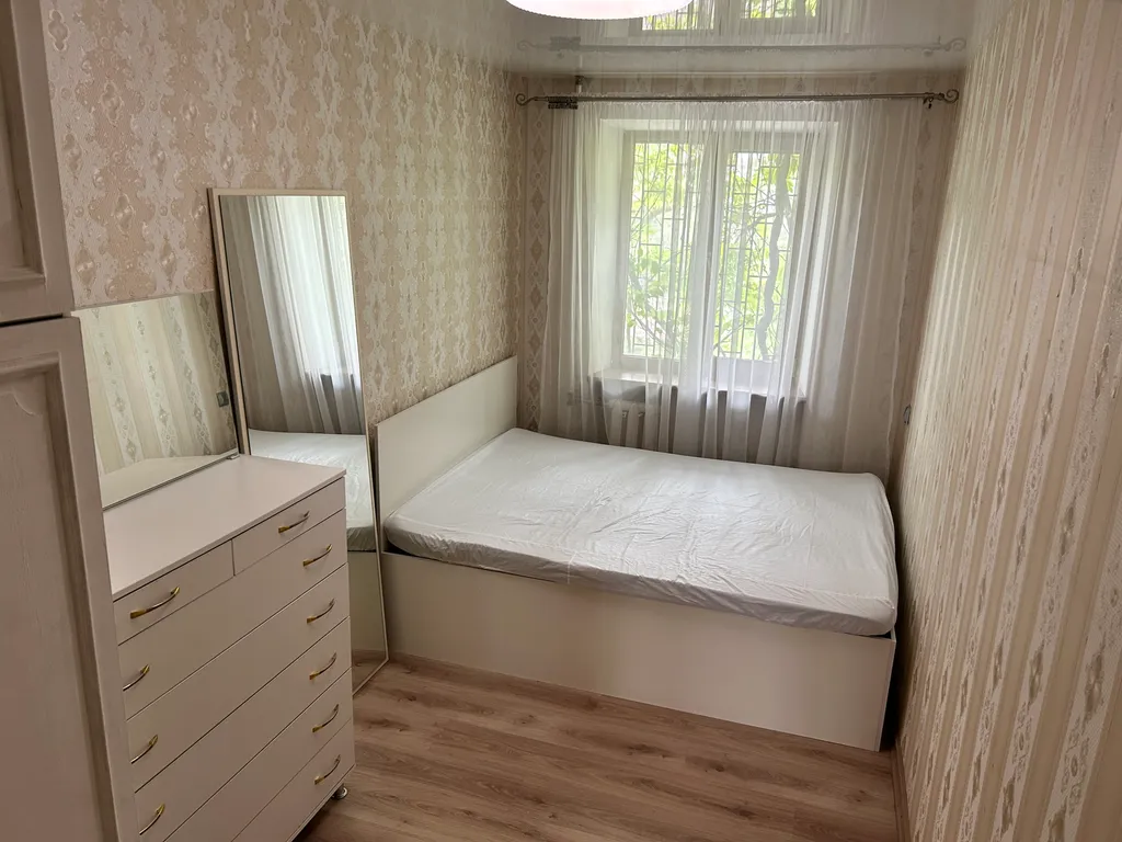 Квартира Вместительная квартира в центре города — Симферополь