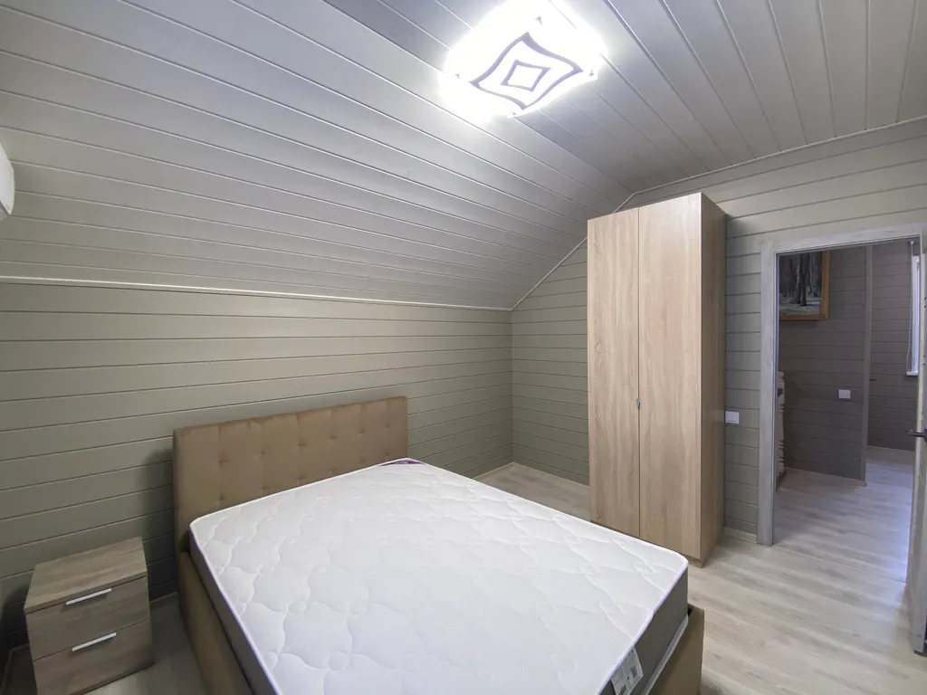 Комфортный и современный дом со всеми удобствами, баня и чан