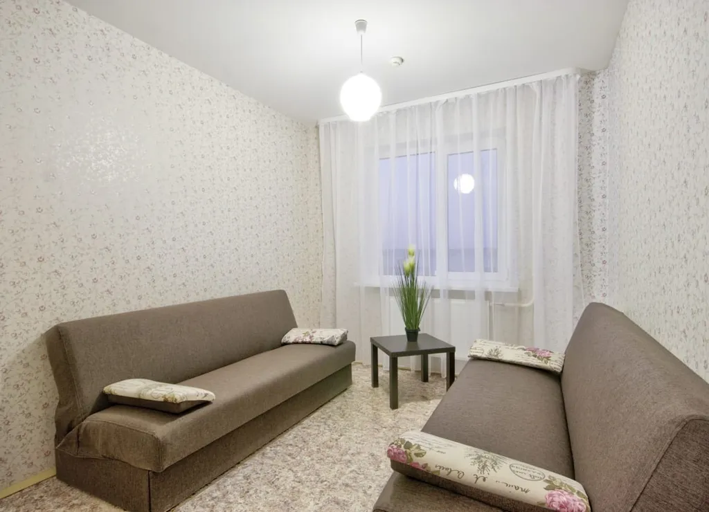 Квартира в спальном районе, всегда можно найти местечко на парковке