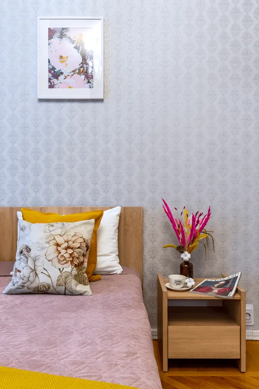 Просторная двухкомнатная квартира у Русского музея