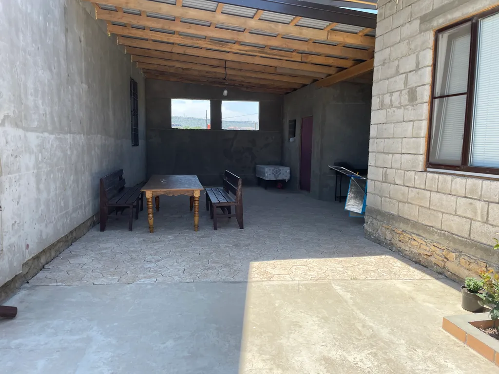 Дом недалеко от моря и горячего источника