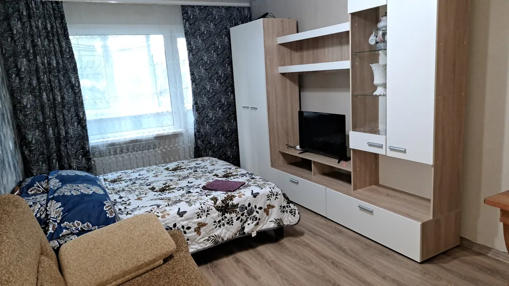 Однокомнатная квартира в тихoм районе — аренда посуточно в Пенза