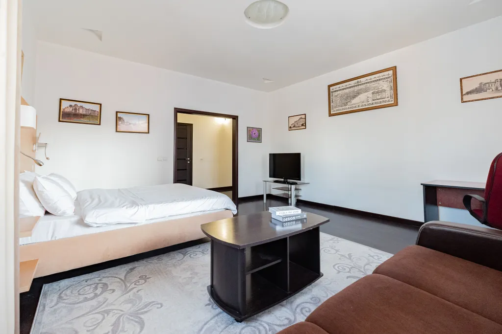 Большая квартира в самом центре города