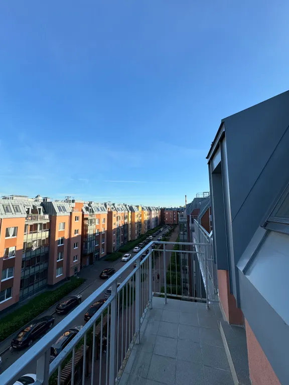 Мансардная квартира рядом с аэропортом