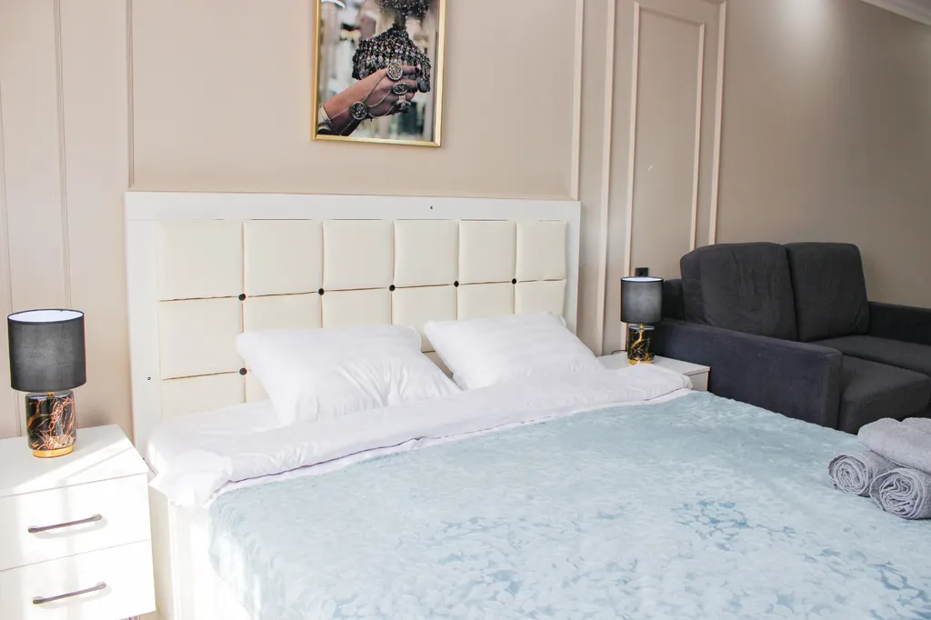 Квартира Уютная чистая современная квартира — Алматы