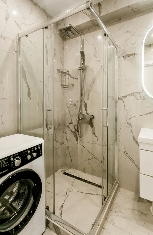 Студия на первой береговой