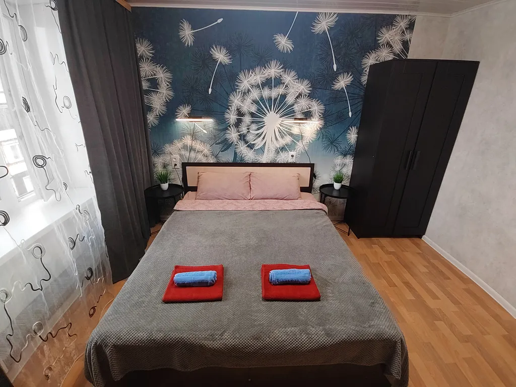 Трёхкомнатная квартира с раздельными комнатами, балконом и лифтом