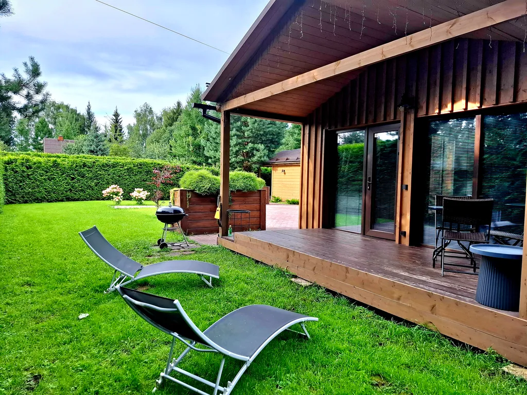 Коттедж у реки в центре Звенигорода