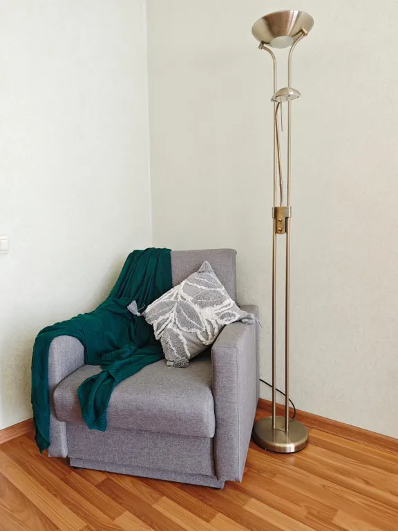 Трешка с изолированными спальнями в центре