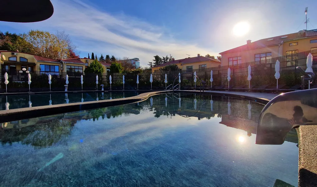 Квартира Квартира Трехместный стандарт с видом на улицу — Адлер