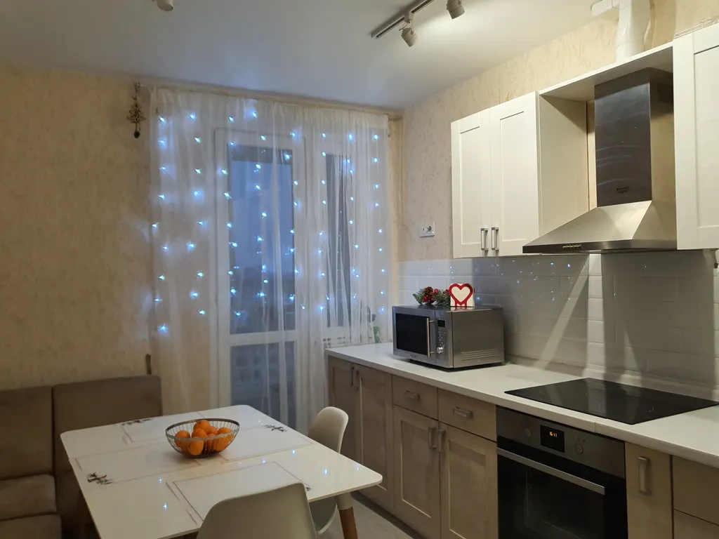 Уютная квартира с красивым видом на закат