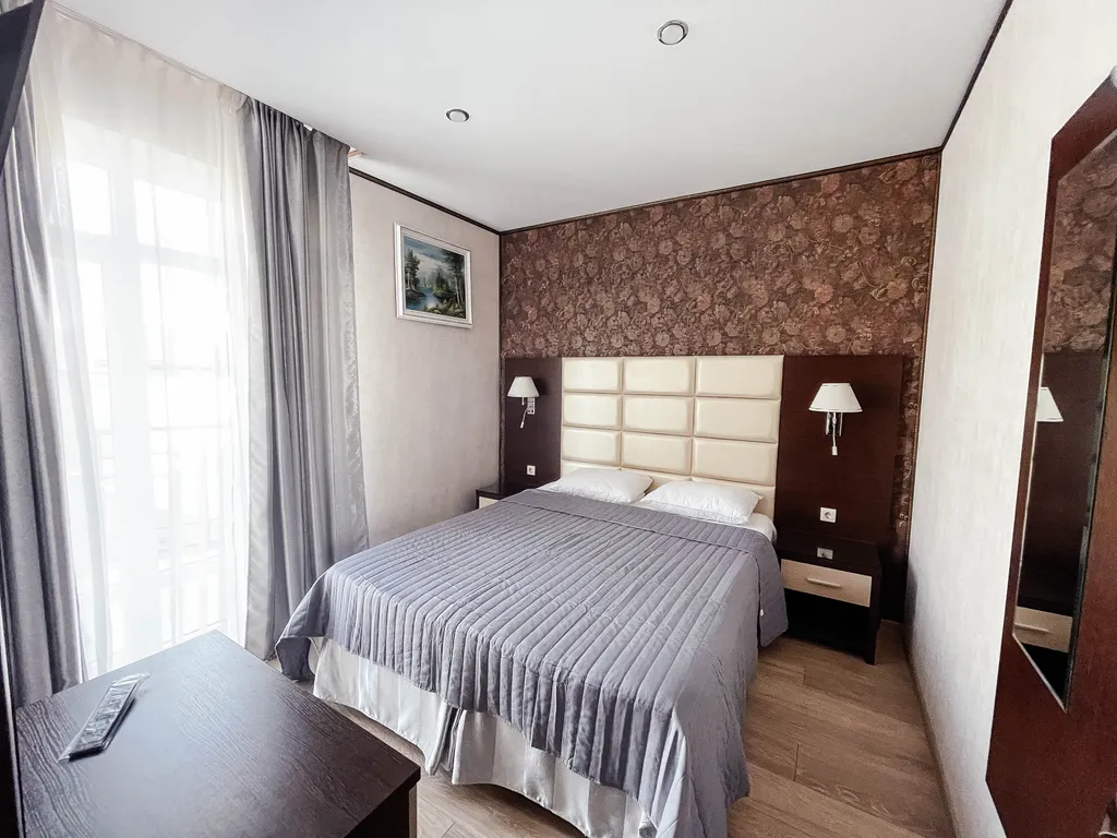 Современный коттедж Кедровая