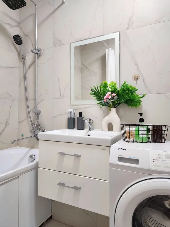 3-комнатная на Взлетке возле ТРЦ Планета