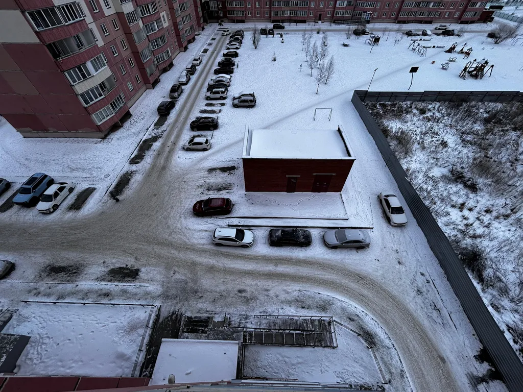 Современная квартира рядом с МНТК имени Федорова и СК Заря