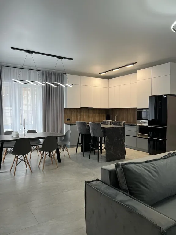 Дом с баней, купелью и бассейном для вашей компании