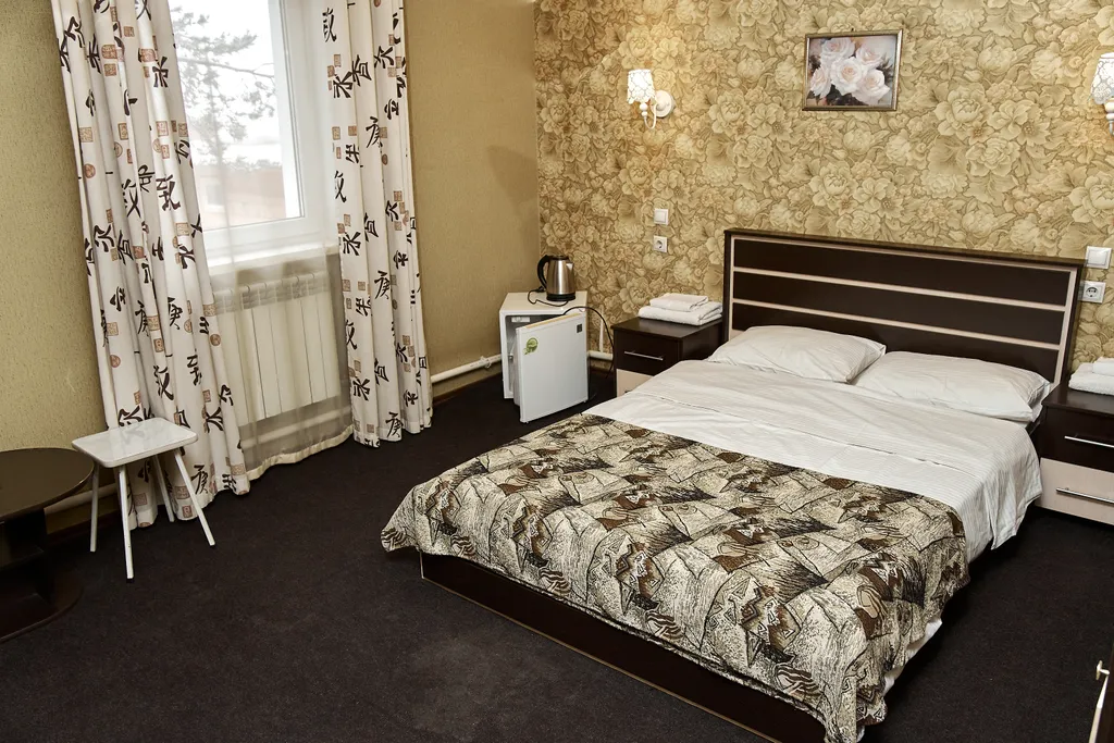 Квартира Улучшенный номер без террасы — аренда посуточно в Горячинск