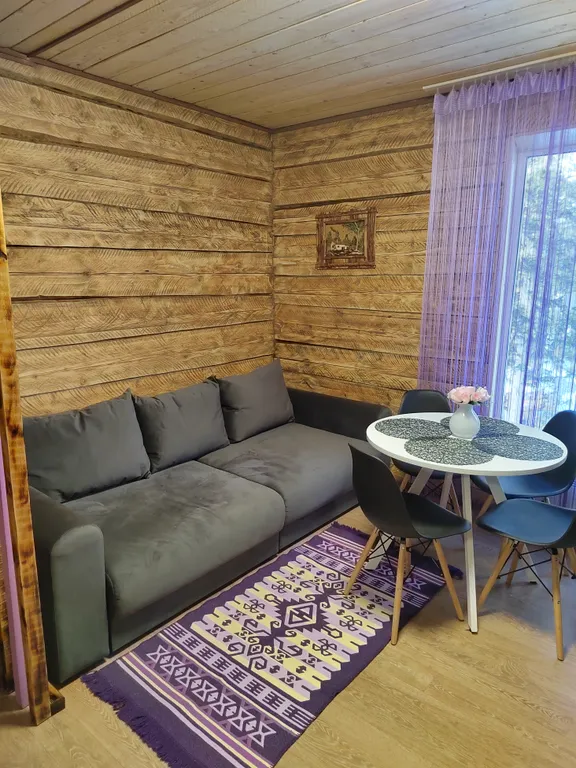 Коттедж Уютный, теплый дом с видом на гору Мустаг — Шерегеш