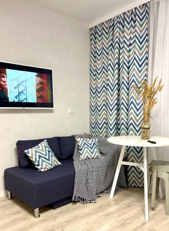 Светлая студия в новостройке на Южном с панорамными окнами