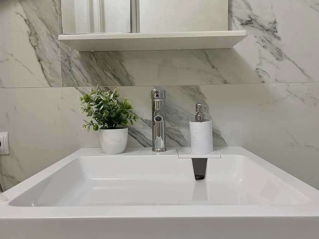 Поделам уютная квартира у арены Трактор