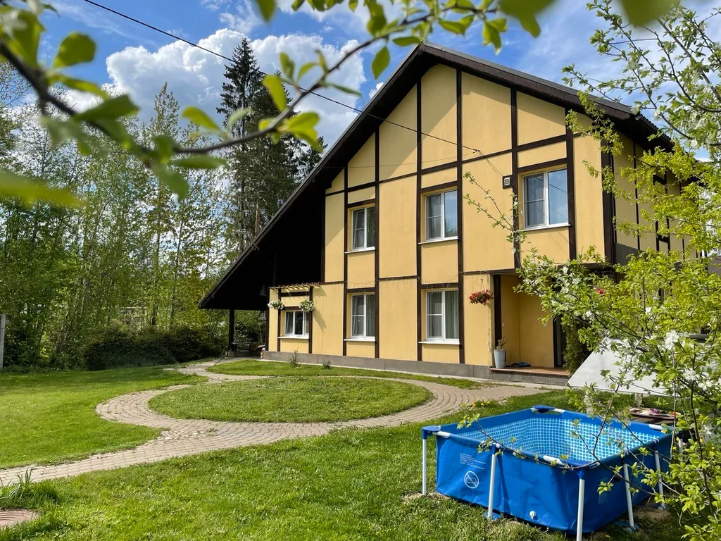 Коттедж у Медного озера — аренда посуточно в Сертолово