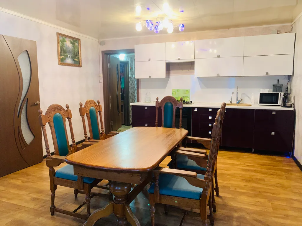 Дом с баней и с видом на Волгу