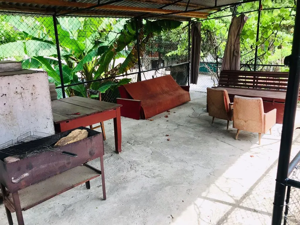 Коттедж Дом в тихом и спокойном районе — Сухум