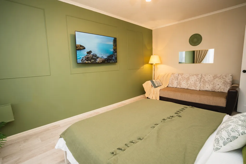 Просторна теплая двухкомнатная квартира с большим смартТВ