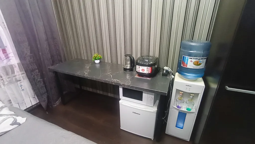 Уютное жилье без кухни в центре с кондиционером