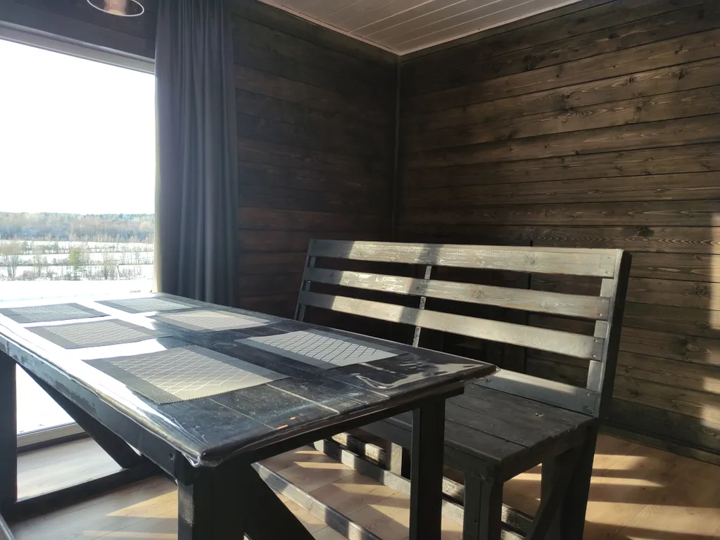 Коттедж Уютный дом с бассейном — Приморск