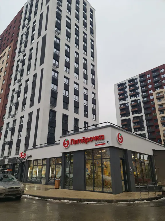 Инстаграмная евродвушка рядом с зоопарком