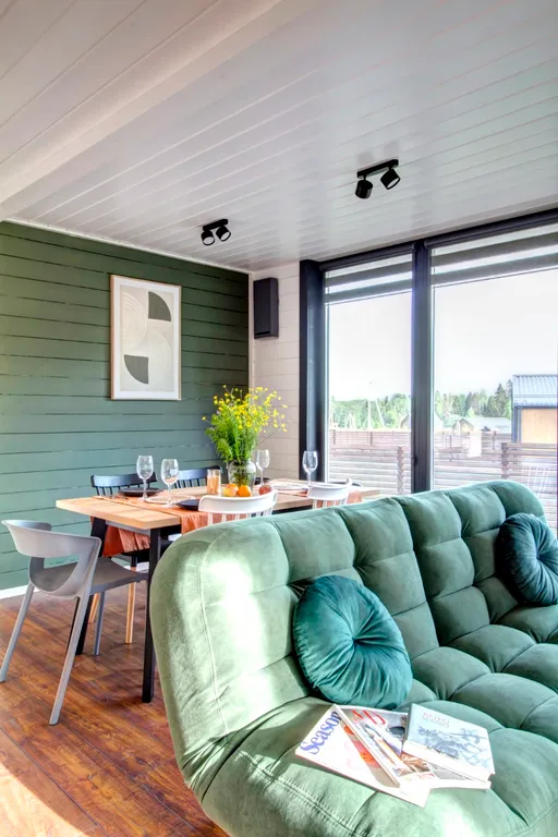 Уютный дoм с видом нa лес