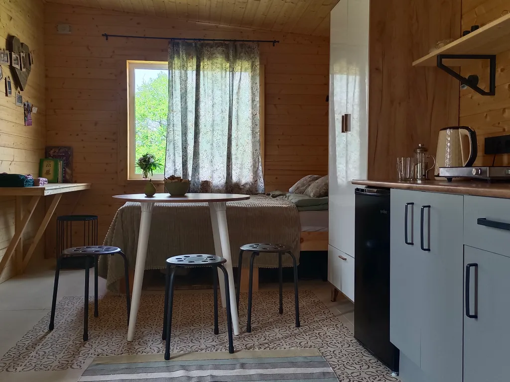 Домик на море