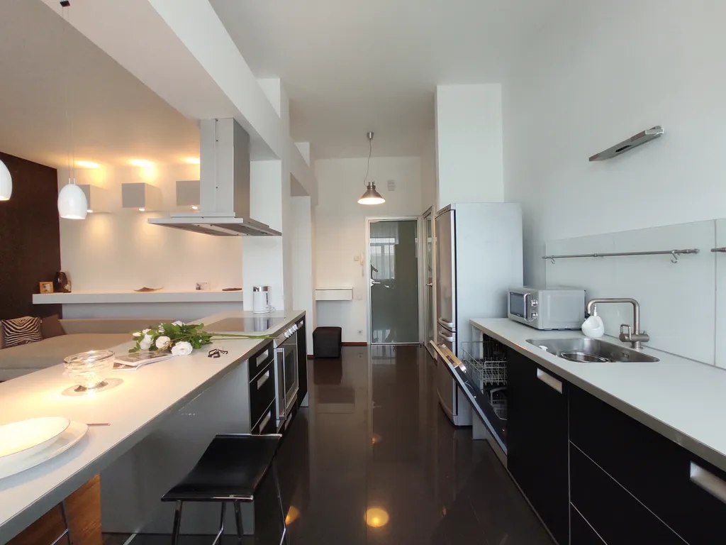 Квартира Элегантная квартира для ценителей минимализма, с закрытой парковкой — Санкт-Петербург