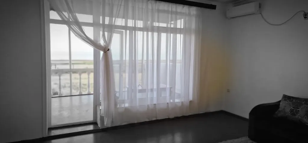 Двухэтажный дом в кемпинге Бригантина