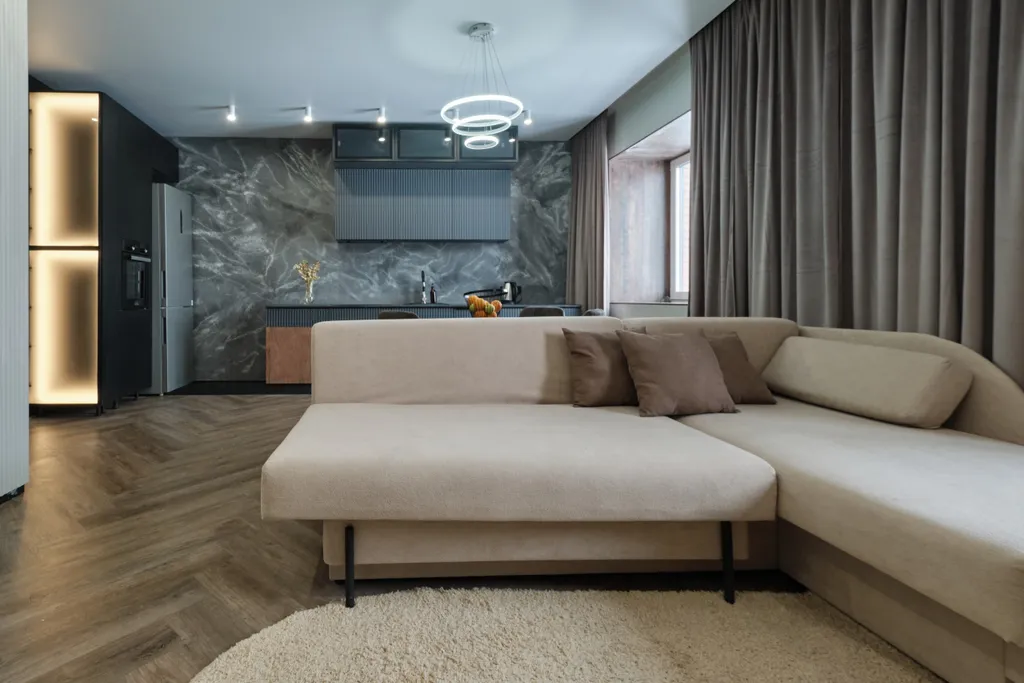 Стильные апартаменты с видом на закат