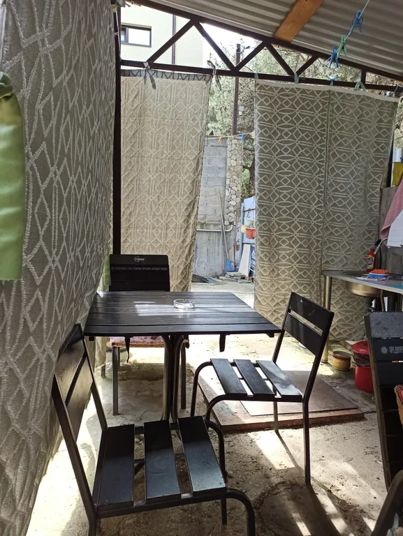 Коттедж Дом около моря в уютном дворике — Геленджик