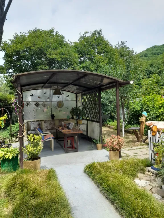 Дом с видом на горы