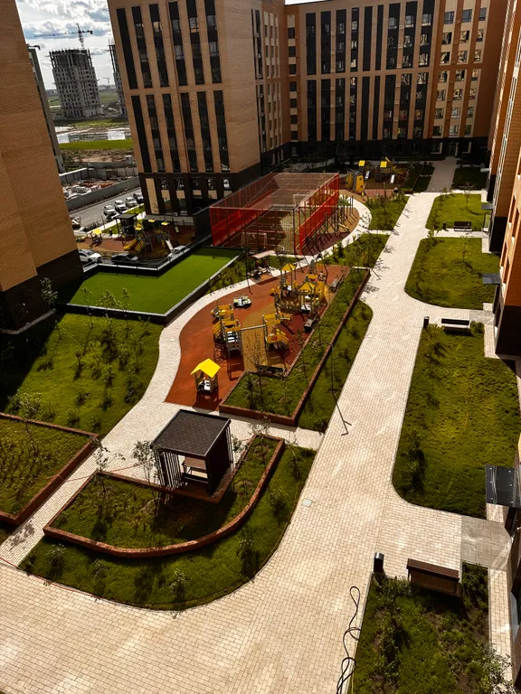 Полноценная 2-комнатная квартира в центре левого берега