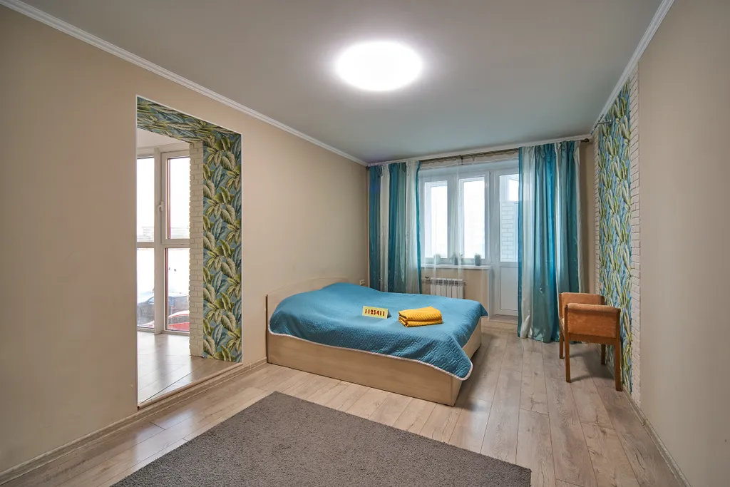 Вид на реку и крокус