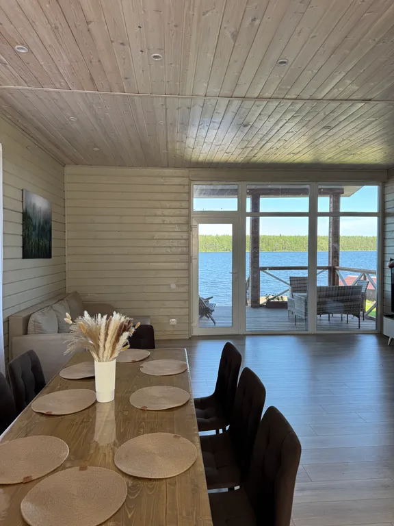 Коттедж Онежская Горка на берегу озера