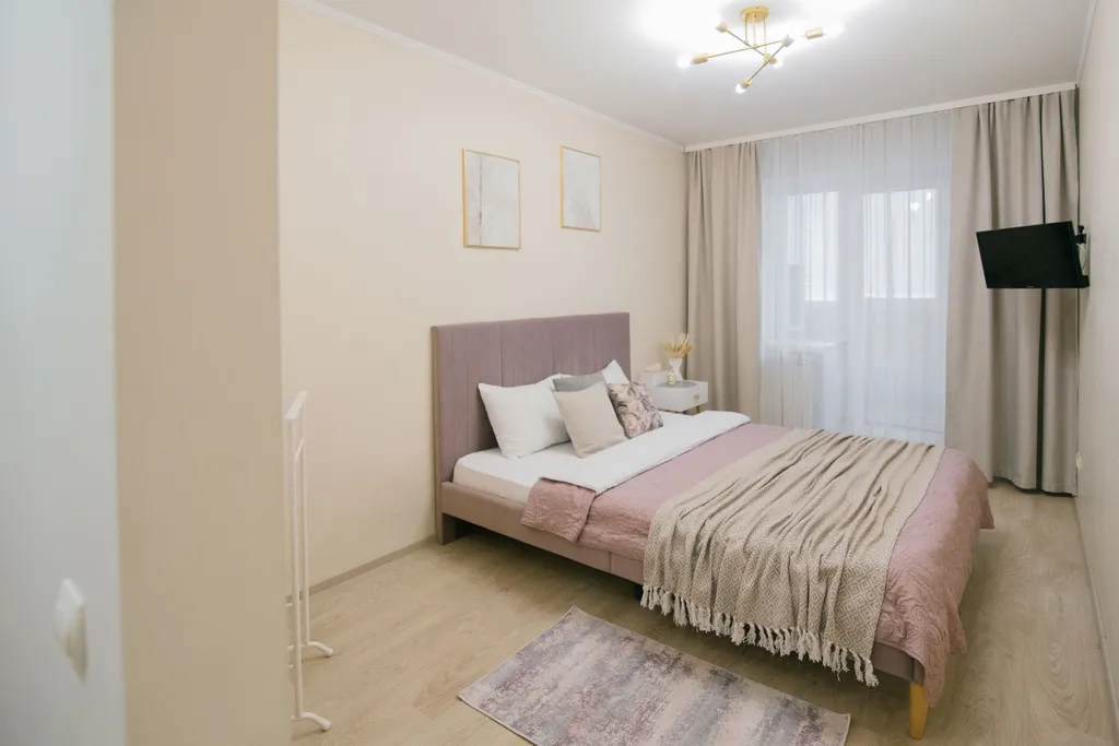 Большая квартира рядом с ЖД Институтом