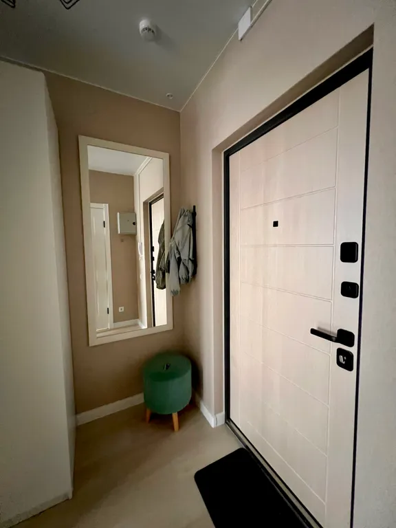 Уютная cтудия в нoвом жилoм комплекcе Краcноe яблокo