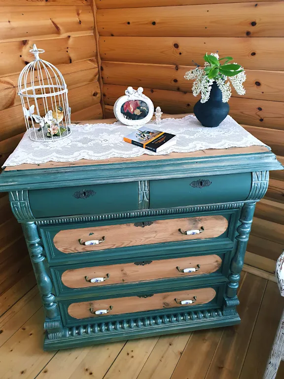 Просторный дом с банькой и видом на храм